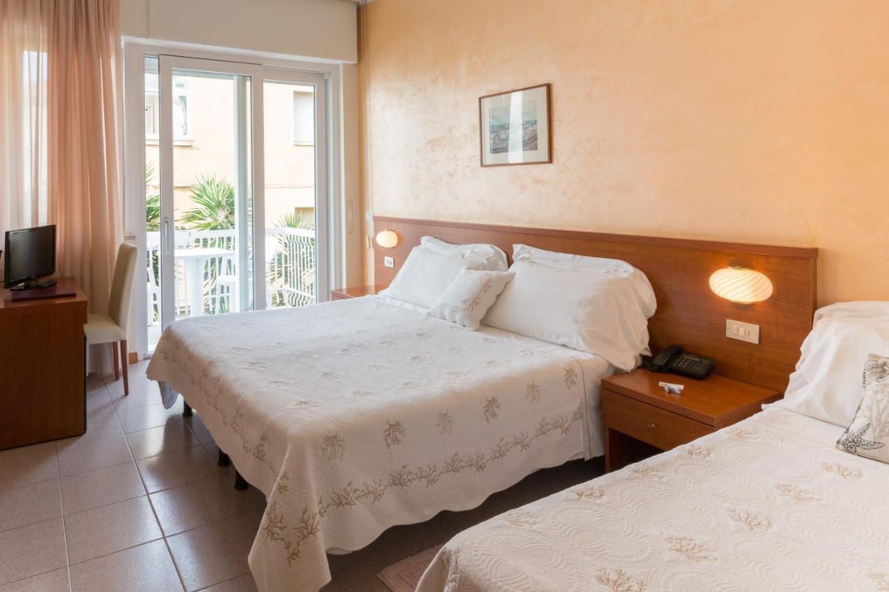 Corallo Wellness Hotel Diano Marina Buitenkant foto